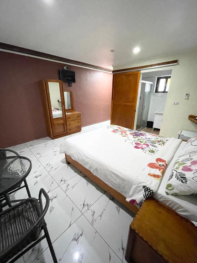 Nausori Airport Hotel Exteriör bild